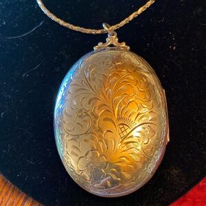 Vintage Sterling Locket/ Sterling Chain